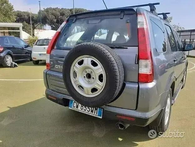 Usata Honda CR-V LS 140 CV (102 kW) 2005 Grigio SUV