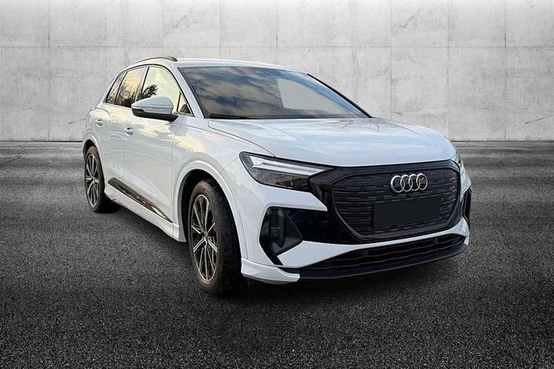 Usata Audi Q4 e-tron S-Line 69 kW (95 CV) 2022 Bianco SUV