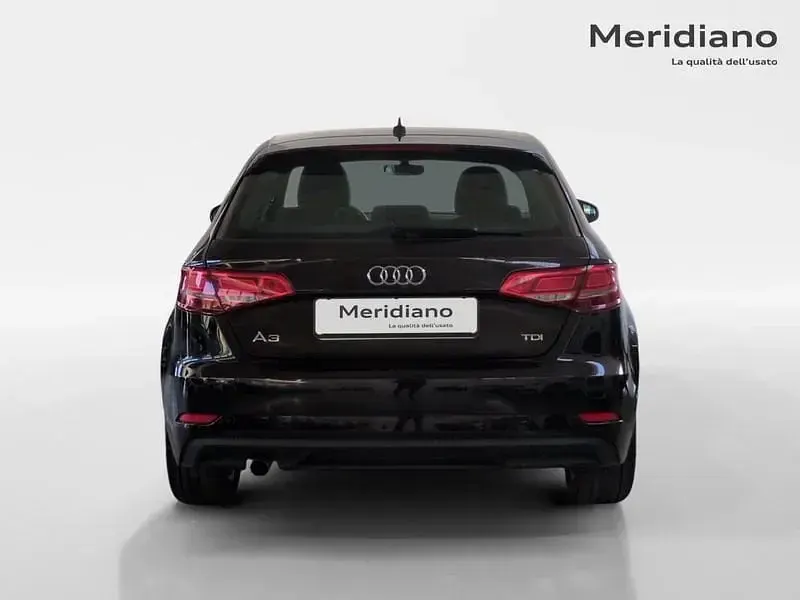 Usata Audi A3 Business 116 CV (85 kW) 2017 Utilitaria