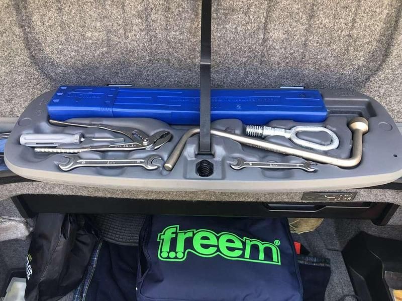 Usata BMW 323 Cabriolet 170 CV (125 kW) 2000 Blu/azzurro Cabrio