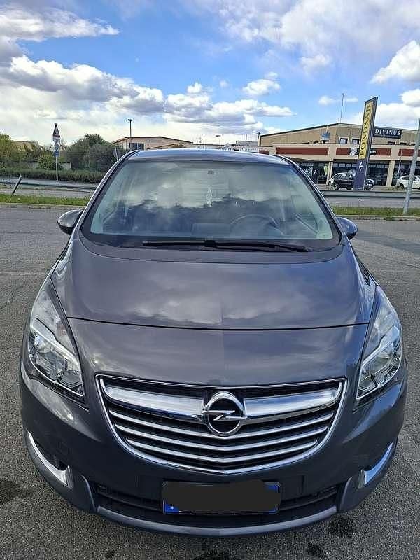 Usata Opel Meriva Cosmo 95 CV (69 kW) 2017 Grigio Monovolume