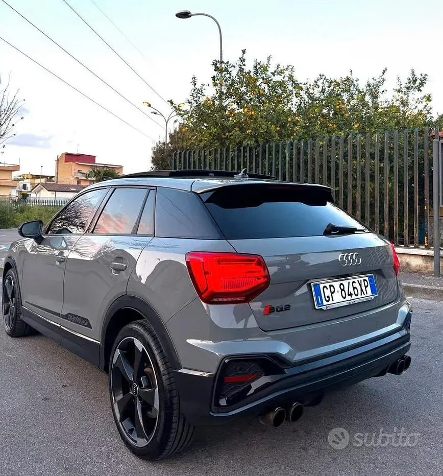 Usata Audi SQ2 300 CV (220 kW) 2023 Grigio SUV