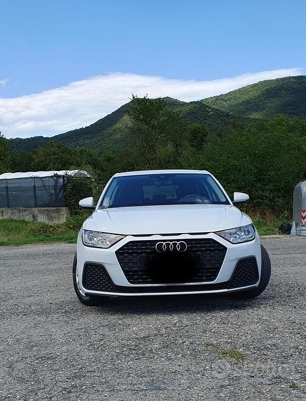 Bianco Usata 2023 Audi A1 Utilitaria | 18.900 € (Super prezzo) - Immagine 1/4