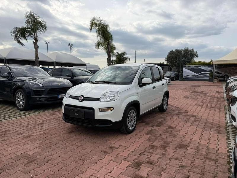 Usata Fiat Panda Cross Cross 69 CV (50 kW) 2024 Other Utilitaria