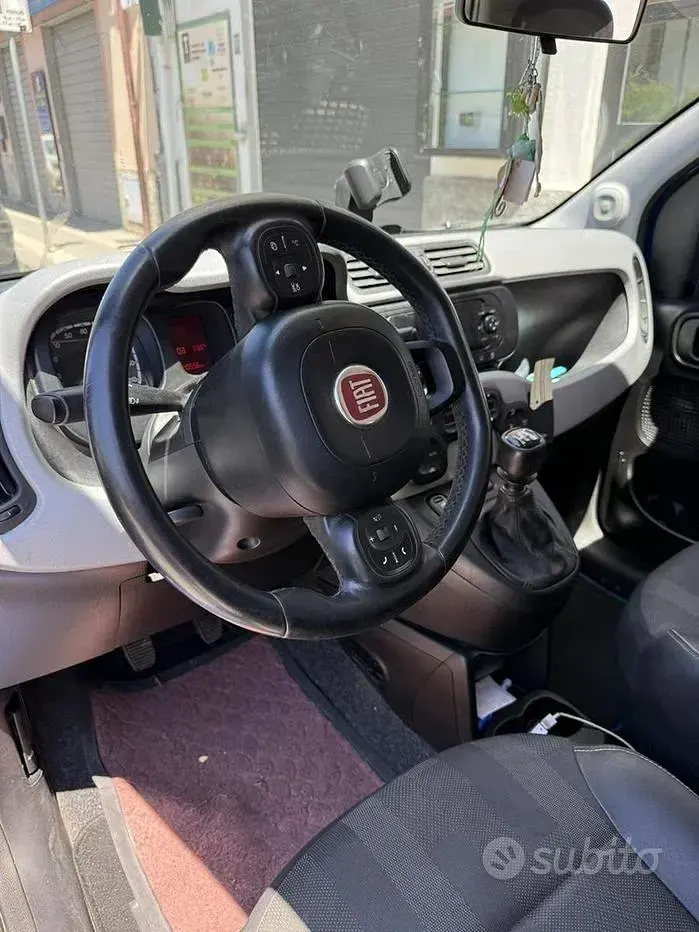 Usata Fiat Panda Cross Cross 69 CV (50 kW) 2019 Blu Utilitaria