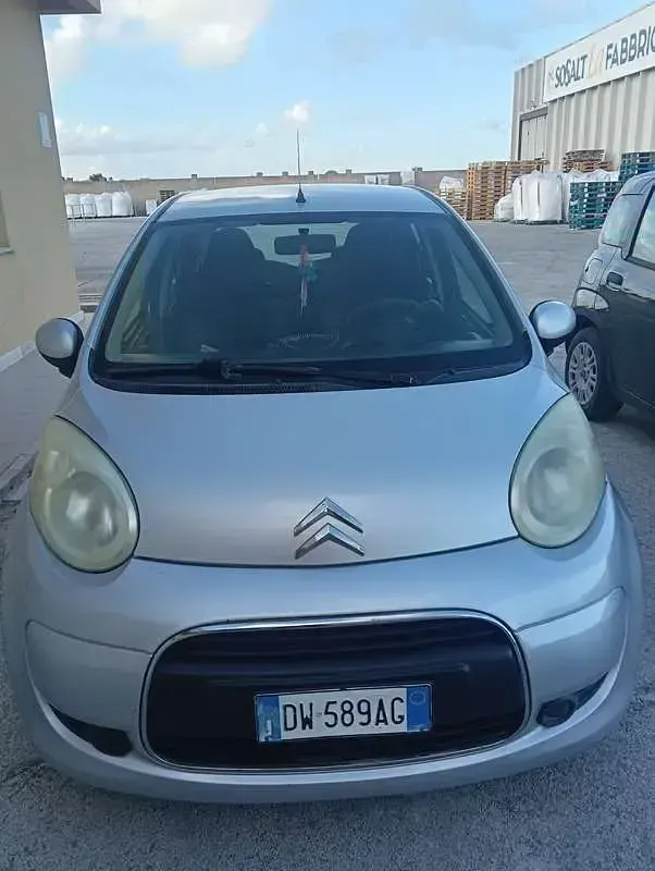 Usata Citroën C1 54 CV (39 kW) 2009 Argento Utilitaria