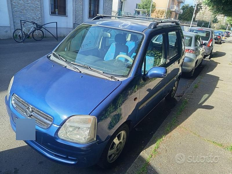 Usata Opel Agila 58 CV (42 kW) 2002 Blu Monovolume