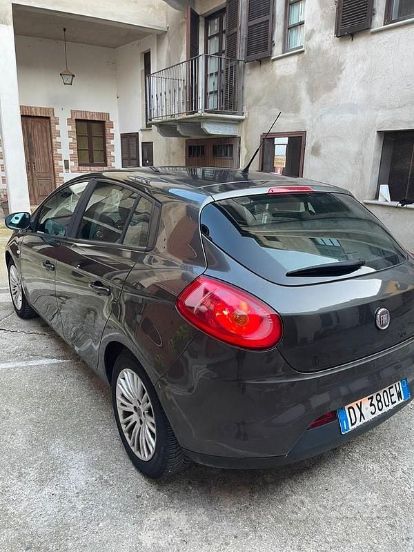 Usata Fiat Bravo 80 CV (58 kW) 2010 Utilitaria