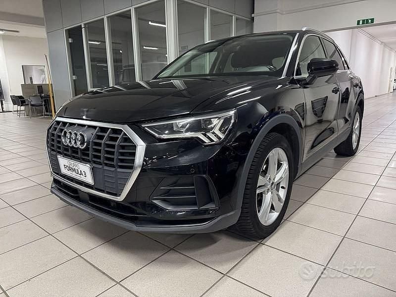 Nero Usata 2019 Audi Q3 S-Line SUV | 24.900 € (Buon prezzo) - Immagine 1/4