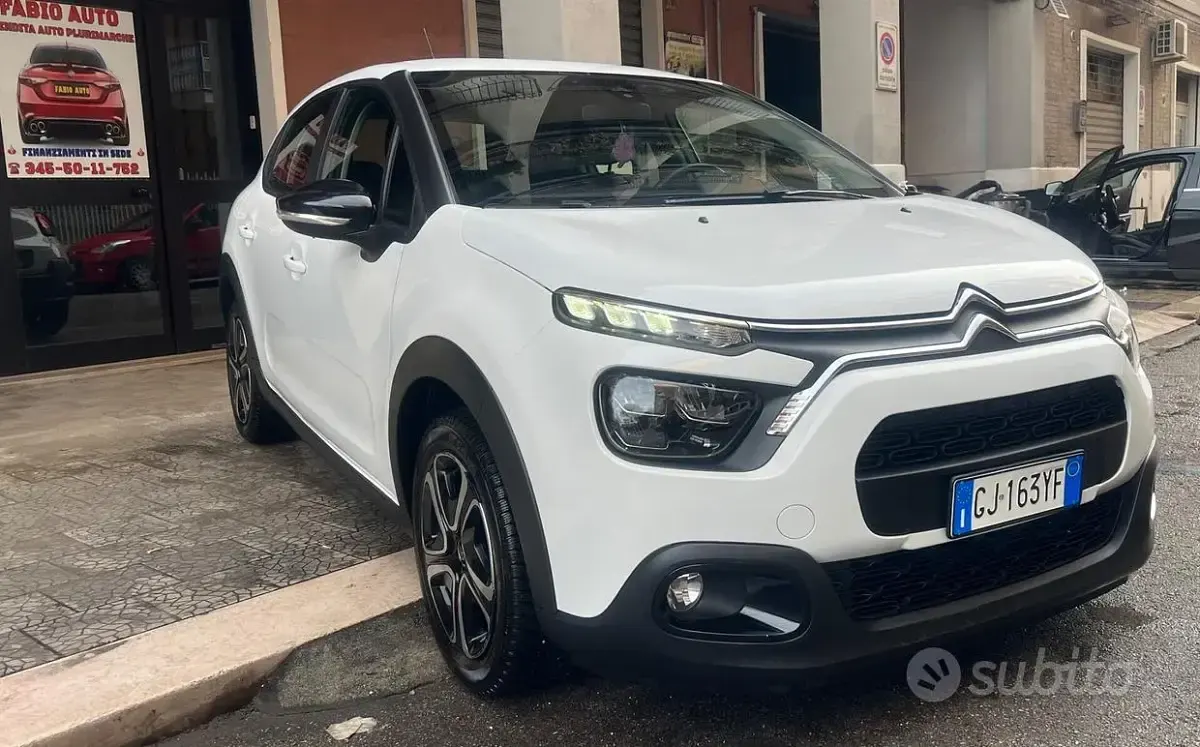 Usata Citroën C3 Shine 102 CV (75 kW) 2022 Bianco Utilitaria