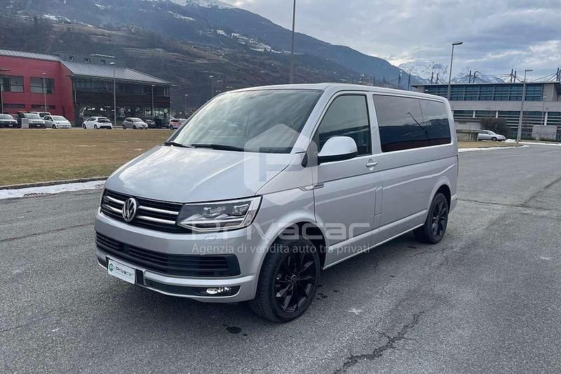 Usata VW T6 Highline 204 CV (150 kW) 2015 Grigio Furgone