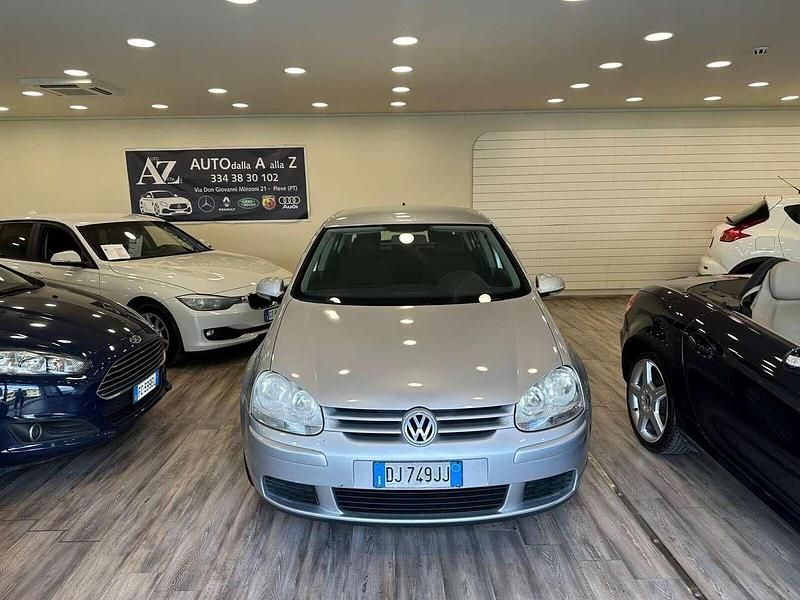 Argento Usata 2007 VW Golf Comfortline Tre volumi | 5500 € (Buon prezzo) - Immagine 1/4