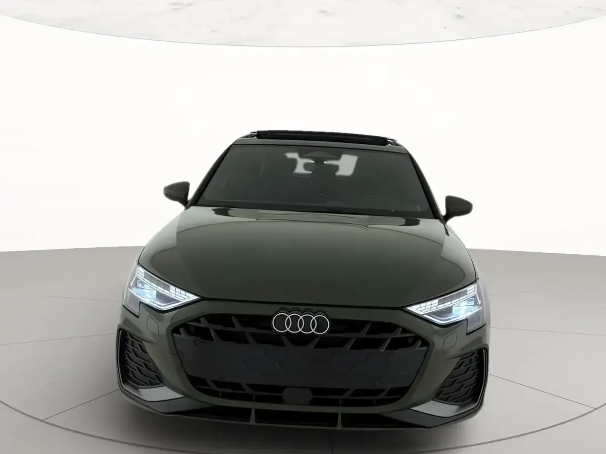Usata Audi A3 S-Line 150 CV (110 kW) 2025 Verde Berlina