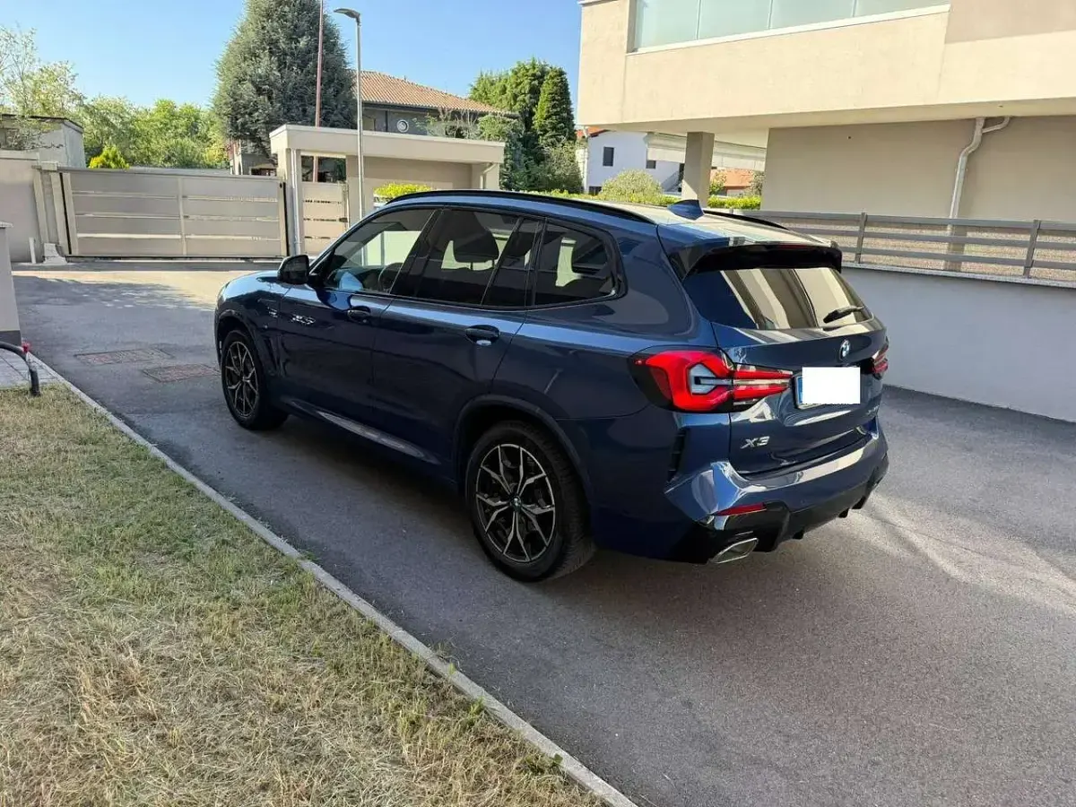 Usata BMW X3 M Sport 190 CV (139 kW) 2023 Blu/azzurro SUV