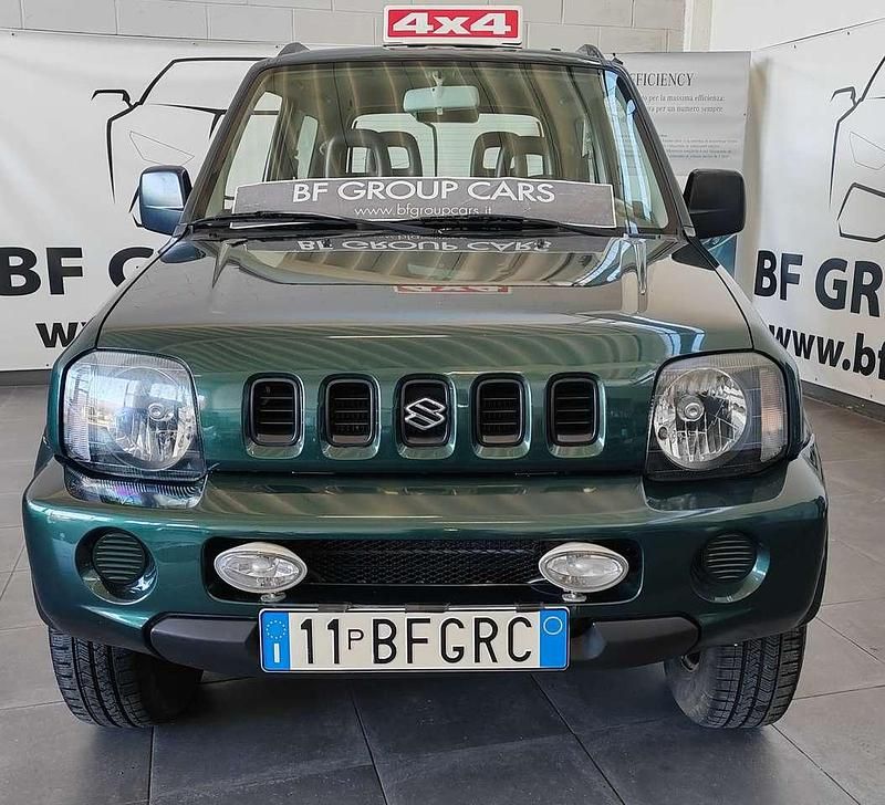 Verde scuro Usata 2007 Suzuki Jimny SUV | 9800 € (Ottimo prezzo) - Immagine 1/4