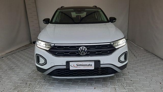 Usata VW T-Roc Life 150 CV (110 kW) 2023 Bianco SUV