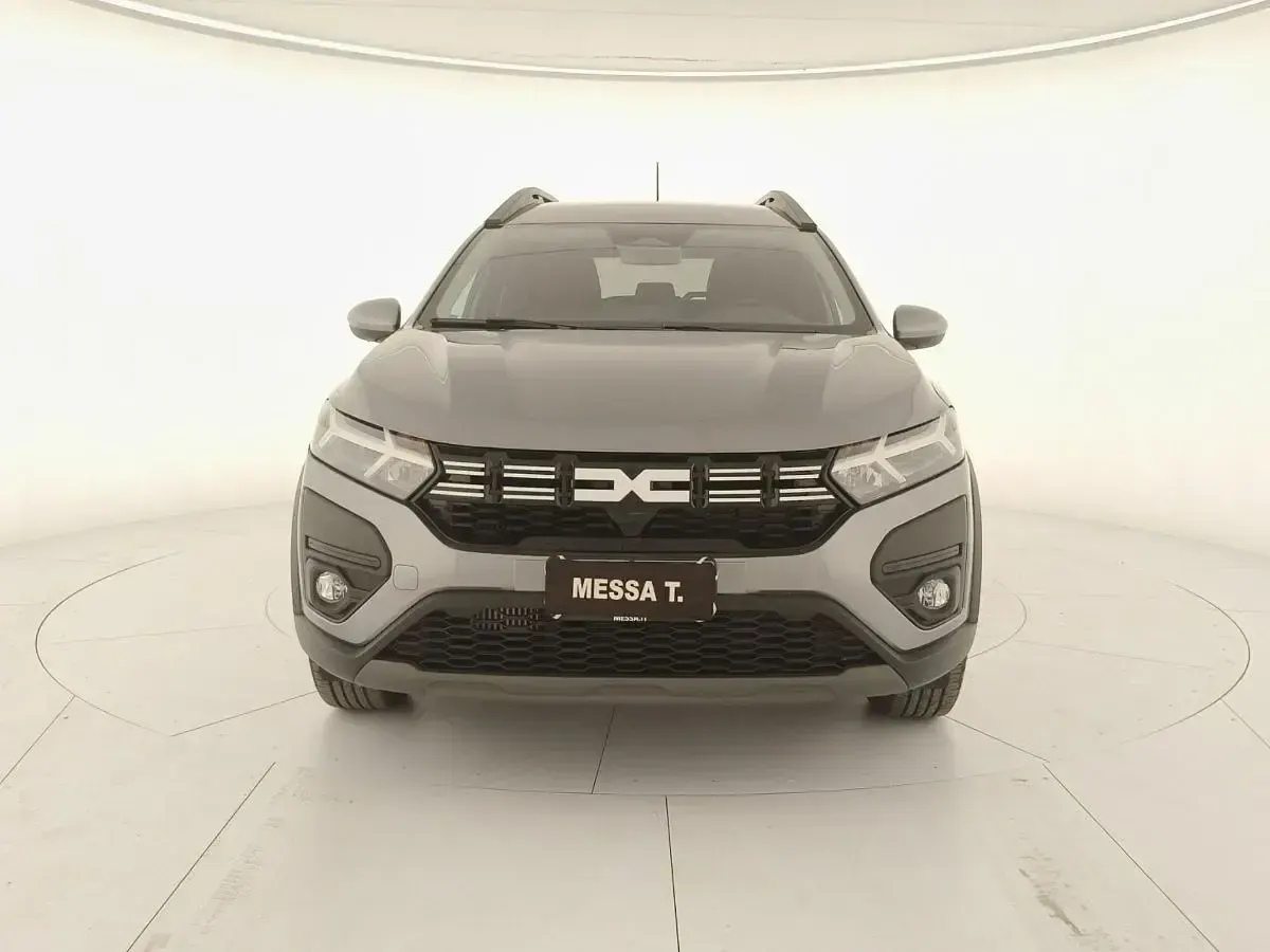Nuova Dacia Jogger Expression 101 CV (74 kW) 2025 Grigio Monovolume