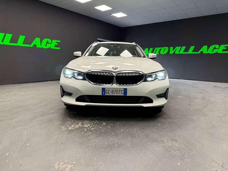 Usata BMW 320 Sport Line 190 CV (139 kW) 2020 Bianco Station wagon