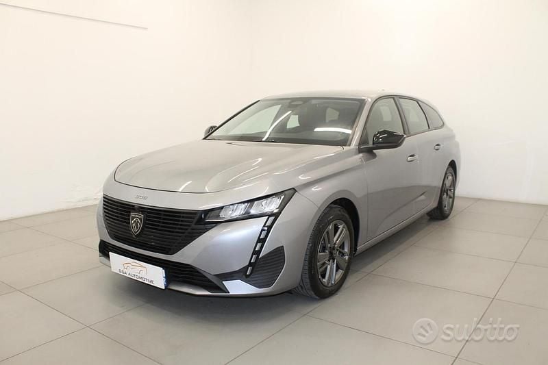 Usata 2022 Peugeot 308 Active Station wagon | 15.900 € (Buon prezzo) - Immagine 1/4