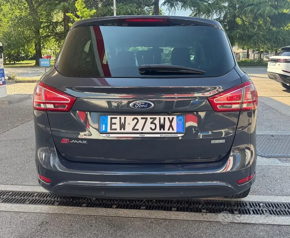 Usata Ford B-MAX 100 CV (73 kW) 2014 Blu Monovolume