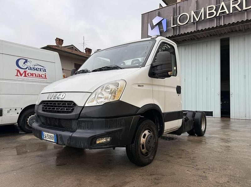 Usata Iveco Daily 170 CV (125 kW) 2014 Bianco Furgone