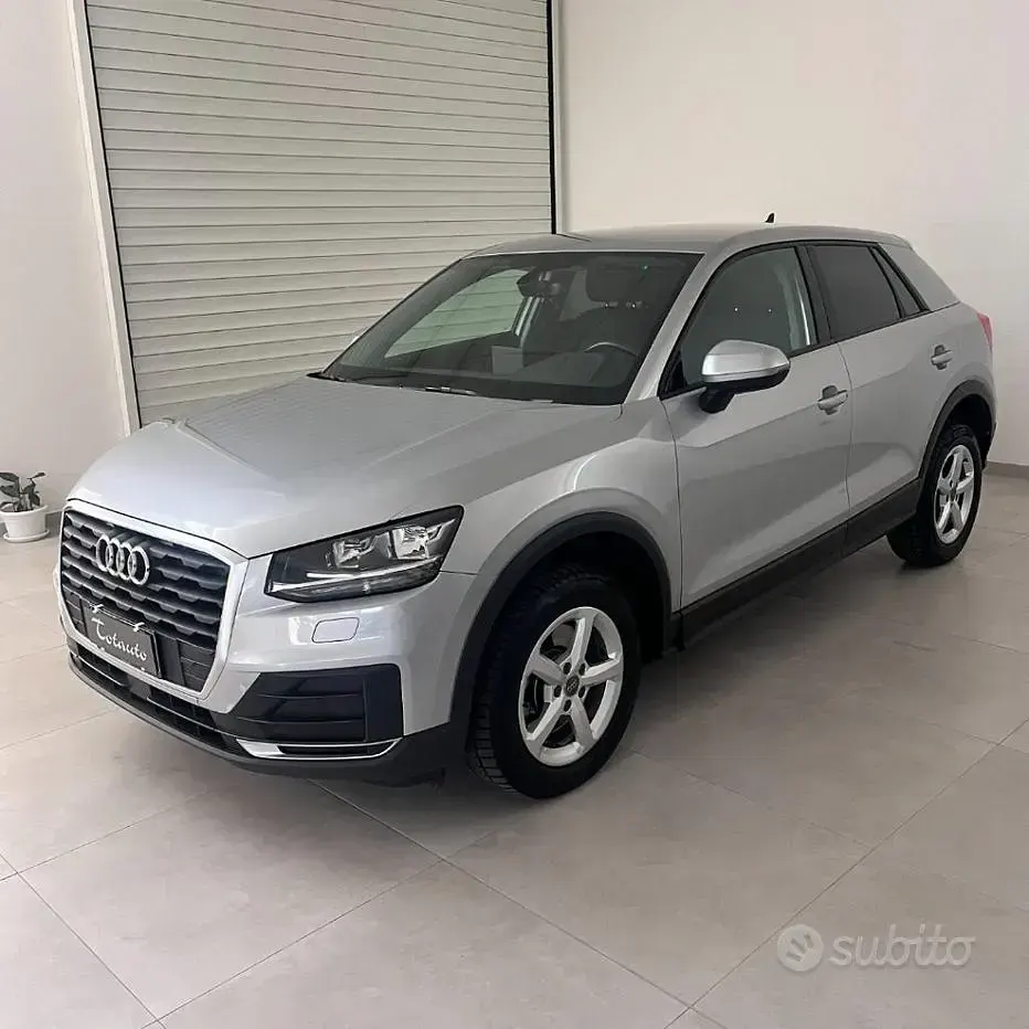Usata Audi Q2 Business 116 CV (85 kW) 2018 Grigio SUV