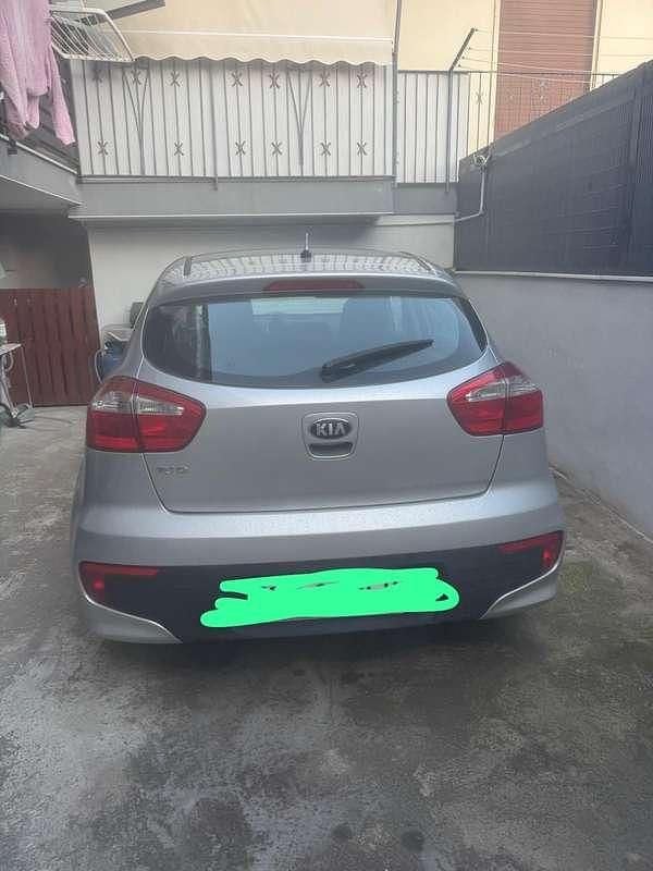 Usata Kia Rio 83 CV (61 kW) 2016 Berlina