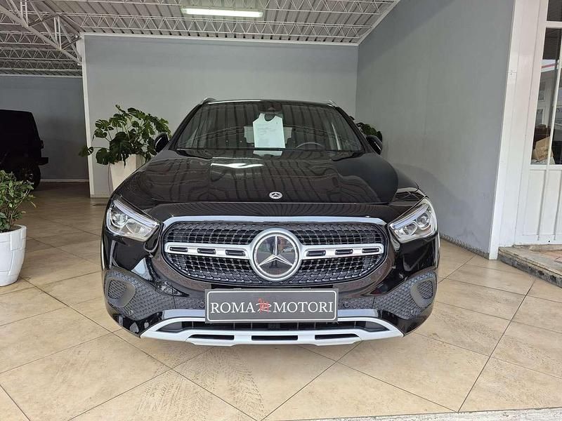 Nero Usata 2022 Mercedes GLA250 Business SUV | 39.300 € (Buon prezzo) - Immagine 1/4