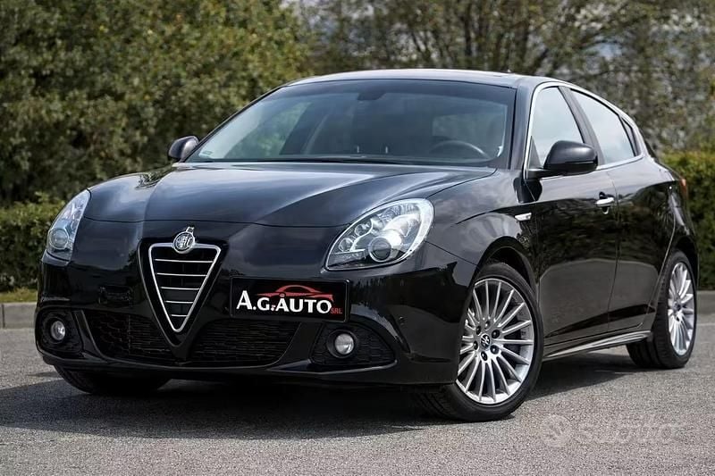 Usata Alfa Romeo Giulietta Distinctive 120 CV (88 kW) 2013 Nero Utilitaria