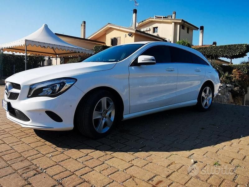 Usata Mercedes CLA220 Shooting Brake 177 CV (130 kW) 2018 Bianco Station wagon