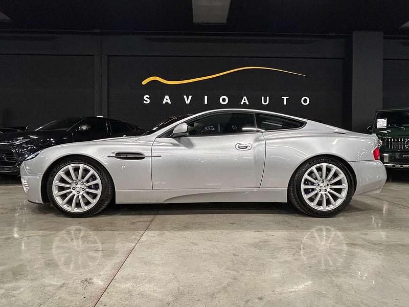 Usata Aston Martin Vanquish 457 CV (336 kW) 2002 Argento Coupé
