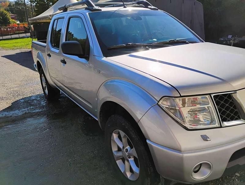Usata Nissan Navara SE 171 CV (125 kW) 2007 Argento Pick-up