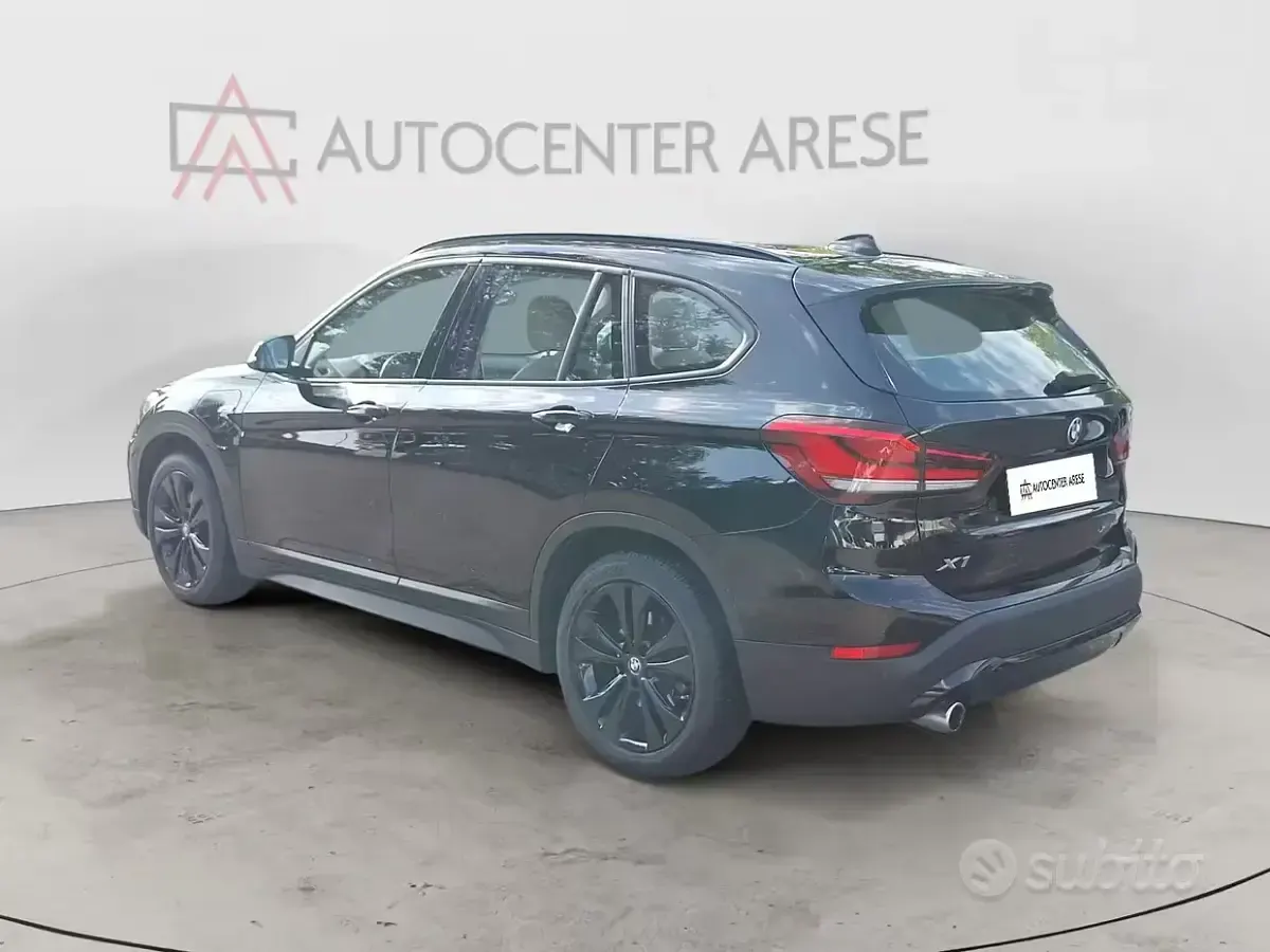 Usata BMW X1 Advantage 125 CV (91 kW) 2022 Nero SUV
