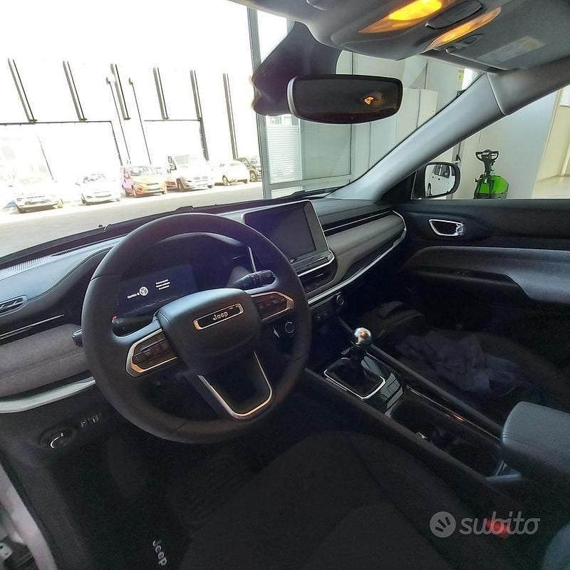 Usata Jeep Compass 131 CV (96 kW) 2022 Grigio SUV