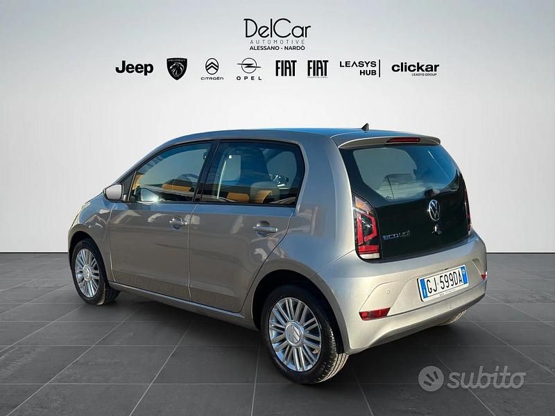 Usata VW up! Move 68 CV (50 kW) 2022 Grigio Utilitaria