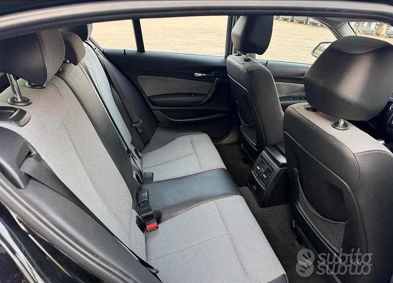 Usata BMW 116 116 CV (85 kW) 2011 Nero Utilitaria