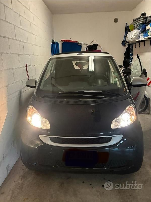 Nero Usata 2012 Smart ForTwo Cabrio Cabrio | 8000 € (Molto cara) - Immagine 1/4