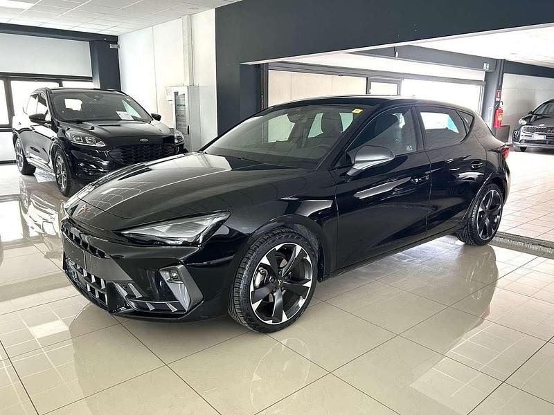 Usata Cupra Leon 150 CV (110 kW) 2025 Nero Utilitaria