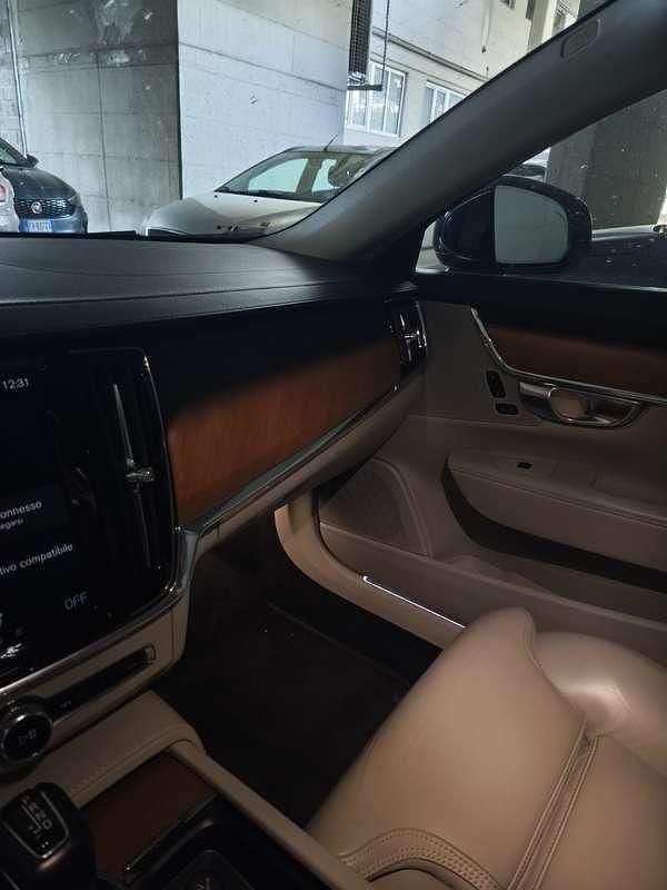 Usata Volvo V90 Momentum 190 CV (139 kW) 2019 Station wagon
