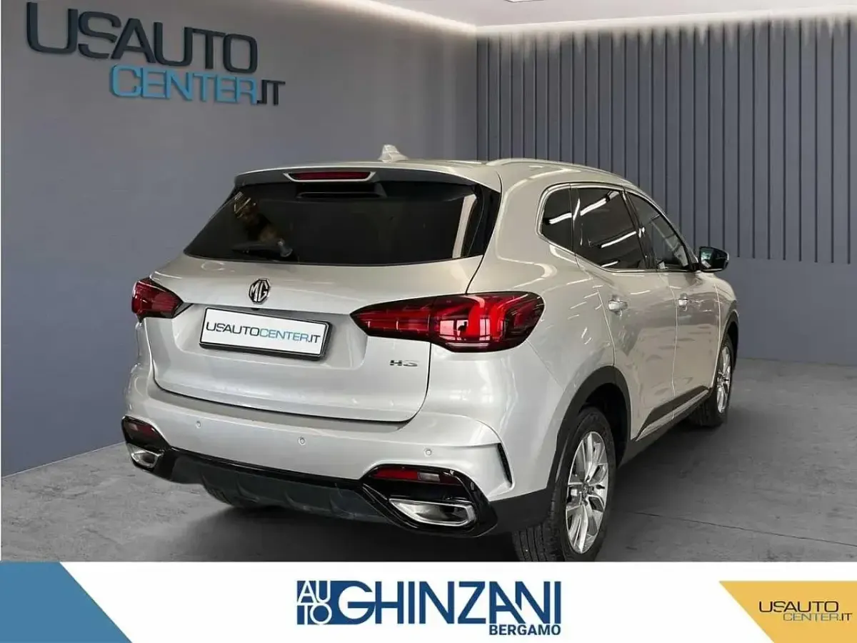 Usata MG HS Comfort 162 CV (119 kW) 2024 Grigio SUV