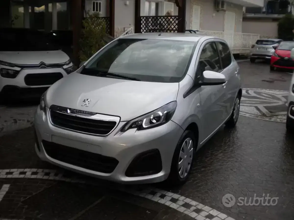 Usata Peugeot 108 Active 82 CV (60 kW) 2019 Grigio Berlina