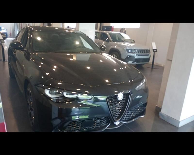 Usata Alfa Romeo Giulia Veloce 160 CV (117 kW) 2024 Nero Berlina