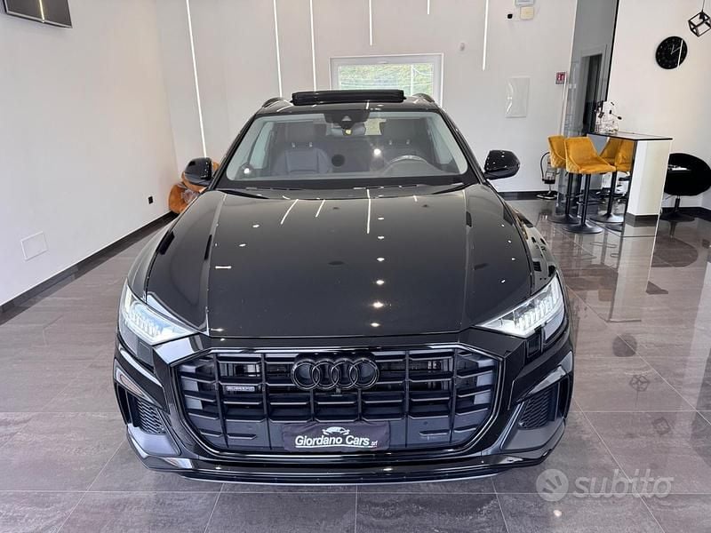 Usata Audi Q8 S-Line 286 CV (210 kW) 2022 Nero SUV
