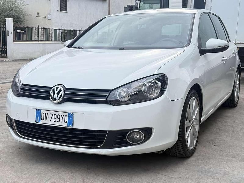 Usata VW Golf VI Highline 122 CV (89 kW) 2009 Bianco Utilitaria