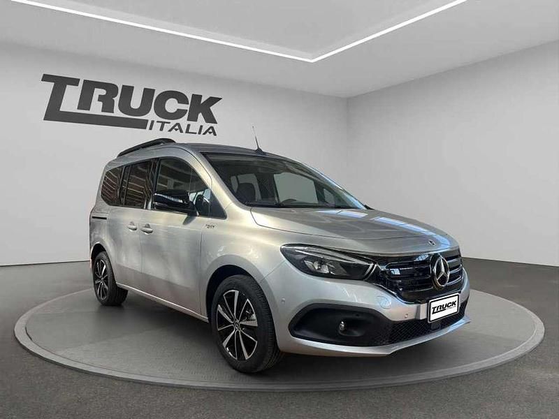Usata Mercedes EQT200 50 kW (69 CV) 2024 Grigio kiesel Monovolume