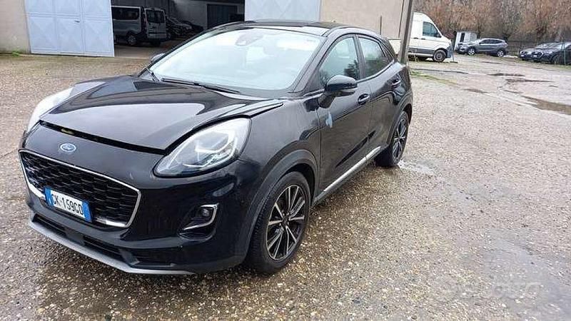 Usata Ford Puma Titanium 125 CV (91 kW) 2022 Grigio SUV