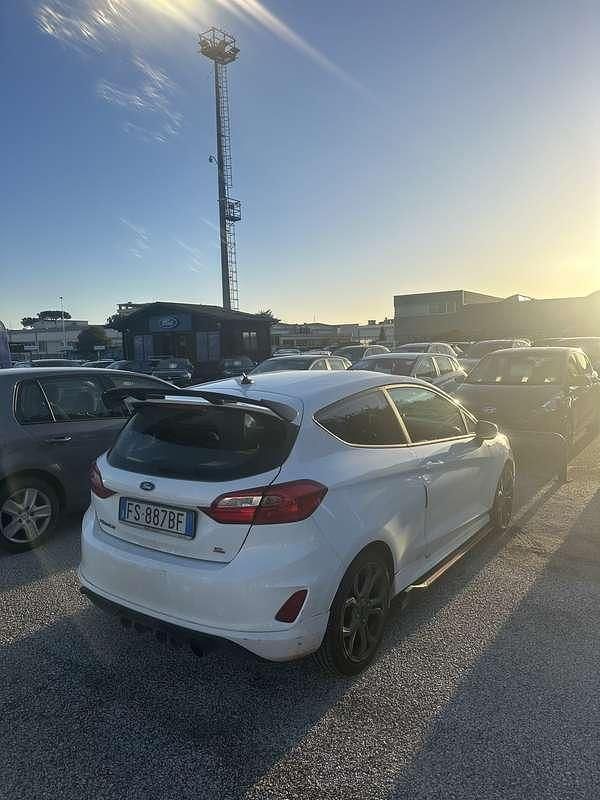 Usata 2018 Ford Fiesta ST-Line Berlina | 5500 € (Super prezzo) - Immagine 1/4