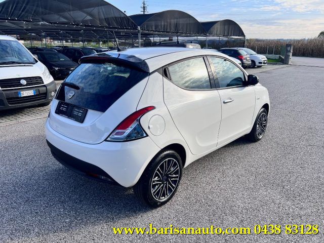 Usata Lancia Ypsilon S 69 CV (50 kW) 2024 Bianco Utilitaria
