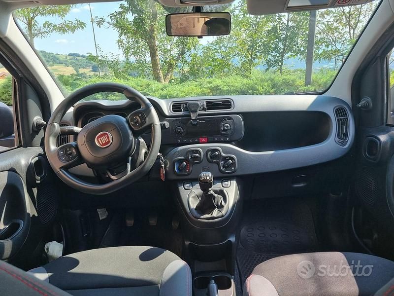 Usata Fiat Panda Easy 69 CV (50 kW) 2019 Grigio Utilitaria