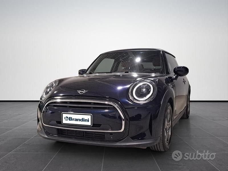 Usata Mini Cooper 136 CV (100 kW) 2022 Blu scuro Utilitaria